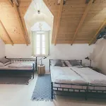 Tatil Evi Stylova S Vlastnim Koupanim & Pergolou *