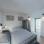 Stylova S Vlastnim Koupanim & Pergolou Tatil Evi Varvazov