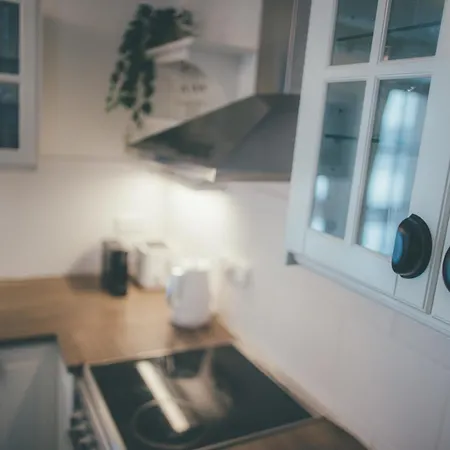 Stylová S Vlastním Koupáním, Krbem&netflix