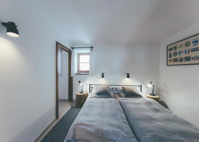 Semesterbostad Stylova S Vlastnim Koupanim & Pergolou