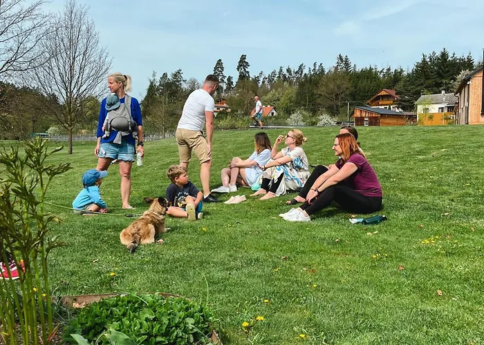 Stylova S Vlastnim Koupanim & Pergolou Semesterbostad